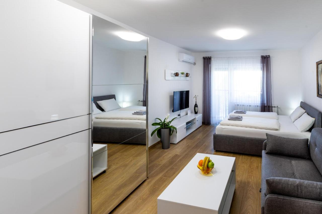 Mb Apartment Subotica Ngoại thất bức ảnh