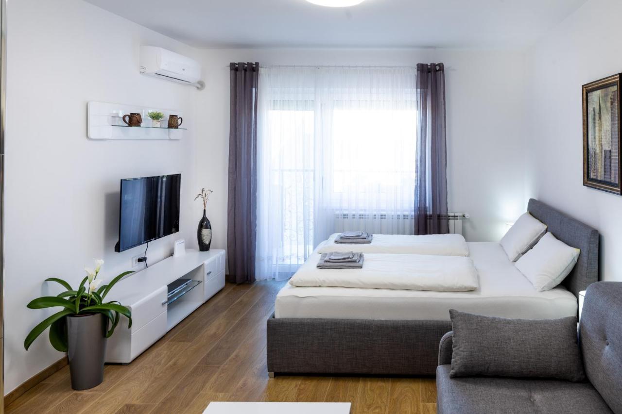 Mb Apartment Subotica Ngoại thất bức ảnh